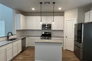 359 Twin Lakes Blvd W, West Columbia, TX 77486 - Photo 7
