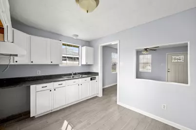 5607 Barton, Houston, TX 77028 - Photo 17