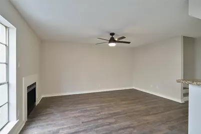 6500 Sands Point Drive #110, Houston, TX 77074 - Photo 5