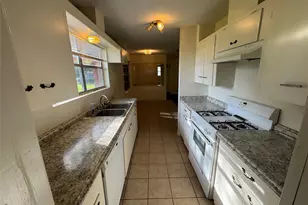 3221 County Rd 890, Alvin, TX 77511 - Photo 19