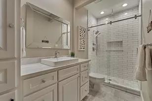 87 W Honey Grove Pl, The Woodlands, TX 77382 - Photo 33