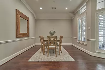 87 W Honey Grove Place, The Woodlands, TX 77382 - Photo 9