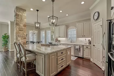 87 W Honey Grove Place, The Woodlands, TX 77382 - Photo 15