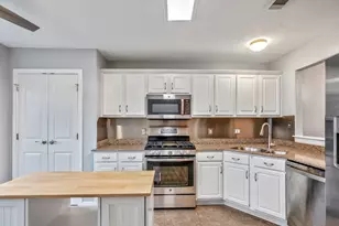 2923 Goldspring Ln, Spring, TX 77373 - Photo 7