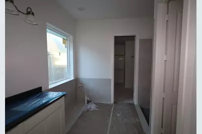 12306 Palmetto Drive, Mont Belvieu, TX 77523 - Photo 9