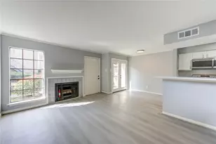 14600 Fonmeadow Dr, Houston, TX 77035 - Photo 13