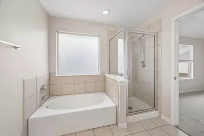 6051 Yorkglen Manor Lane, Houston, TX 77084 - Photo 13