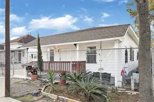 305 N Live Oak St, Houston, TX 77003 - Photo 1