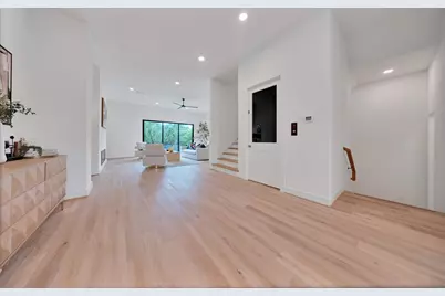 1135 Lake Pointe Parkway, Sugar Land, TX 77478 - Photo 11