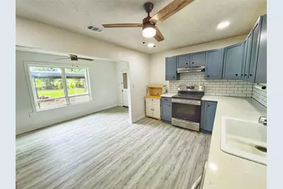 2501 East Houston Avenue, Crockett, TX 75835 - Photo 9