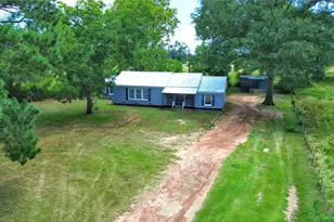 2501 E Houston Ave, Crockett, TX 75835 - Photo 37