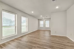 14854 Shottery Dr, Houston, TX 77015 - Photo 9