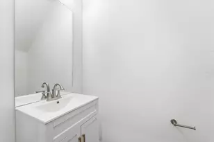 9007 Comal St, Houston, TX 77051 - Photo 5