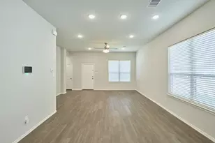 901 Chickasaw Dr, Conroe, TX 77316 - Photo 9