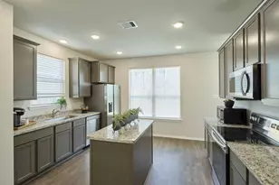 901 Chickasaw Dr, Conroe, TX 77316 - Photo 7