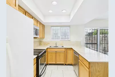 6416 Bankside Drive #42, Houston, TX 77096 - Photo 7