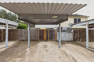 6416 Bankside Dr, Houston, TX 77096 - Photo 25