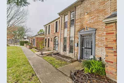 6416 Bankside Drive #42, Houston, TX 77096 - Photo 3