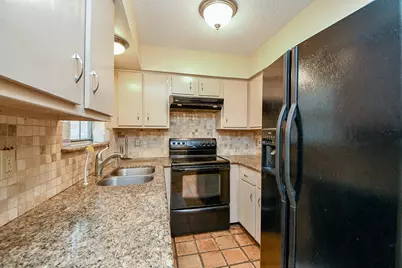 3616 Garrott Street #4, Houston, TX 77006 - Photo 23