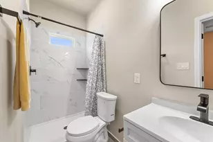 1026 Theresa St, Houston, TX 77051 - Photo 13