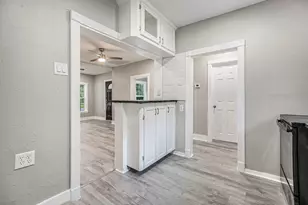 206 Edgar St, La Marque, TX 77568 - Photo 13