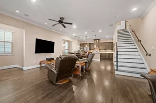311 Bethje St, Houston, TX 77007 - Photo 3