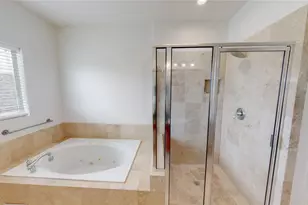 5843 Petty St, Houston, TX 77007 - Photo 25