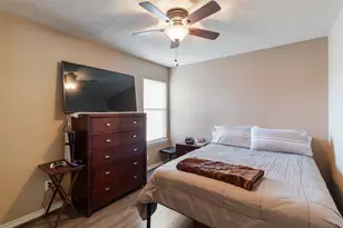 3907 Bridgeberry Ct, College Station, TX 77845 - Photo 17