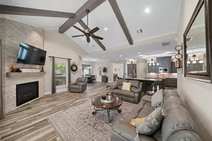 15442 Crown Oaks Dr, Montgomery, TX 77316 - Photo 11