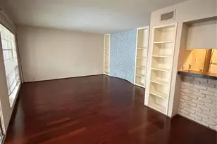 2201 Fountain View Dr, Houston, TX 77057 - Photo 5