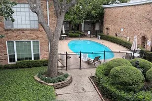 2201 Fountain View Dr, Houston, TX 77057 - Photo 17