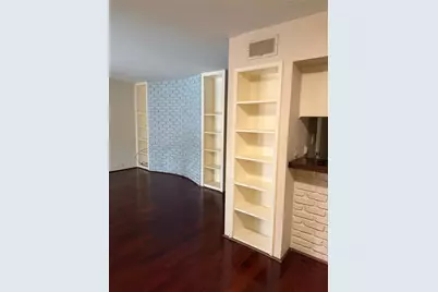 2201 Fountain View Drive #64F, Houston, TX 77057 - Photo 7