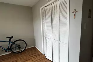 3025 Walnut Bend Ln, Houston, TX 77042 - Photo 15