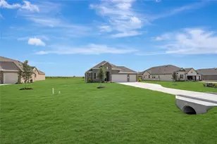 221 Dunovant Dr, Sealy, TX 77474 - Photo 7