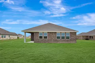 221 Dunovant Dr, Sealy, TX 77474 - Photo 29