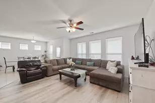 6719 Northchester Dr, Katy, TX 77493 - Photo 3