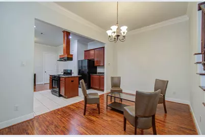 10205 Brooktree Drive, Houston, TX 77043 - Photo 7