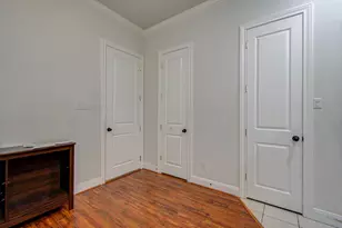 10205 Brooktree Dr, Houston, TX 77043 - Photo 21