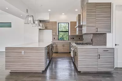 815 W 17th Street, Houston, TX 77008 - Photo 19