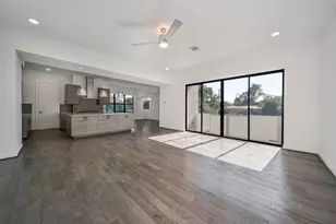 815 W 17th St, Houston, TX 77008 - Photo 17