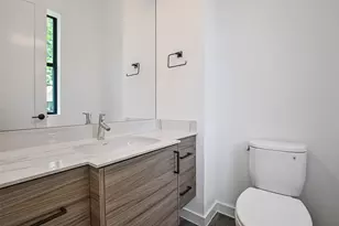 815 W 17th St, Houston, TX 77008 - Photo 21