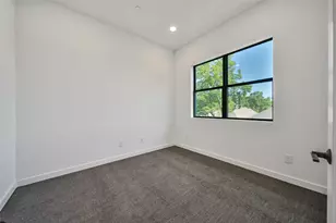 815 W 17th St, Houston, TX 77008 - Photo 23