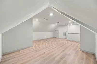 5030 Bayou Vista Drive, Houston, TX 77091 - Photo 39
