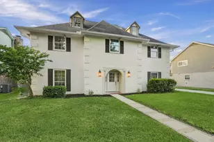 5030 Bayou Vista Dr, Houston, TX 77091 - Photo 3