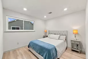 5030 Bayou Vista Dr, Houston, TX 77091 - Photo 33