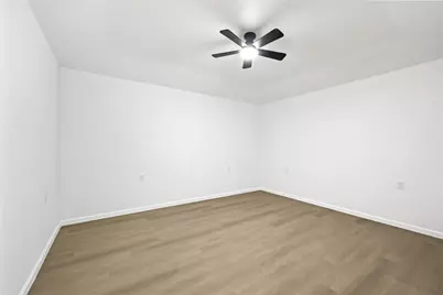 12306 Barbizon Drive, Houston, TX 77089 - Photo 15