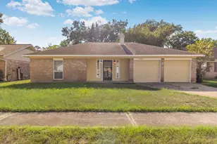 16223 Brinkwood Dr, Houston, TX 77090 - Photo 1