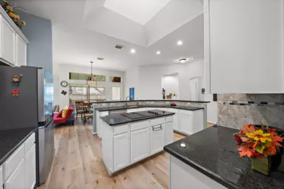 4910 Bellmead Drive, Missouri City, TX 77459 - Photo 11