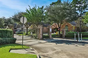 3415 Candlepine Dr, Spring, TX 77388 - Photo 23
