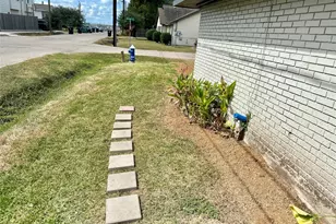 5405 Suez St, Houston, TX 77020 - Photo 9